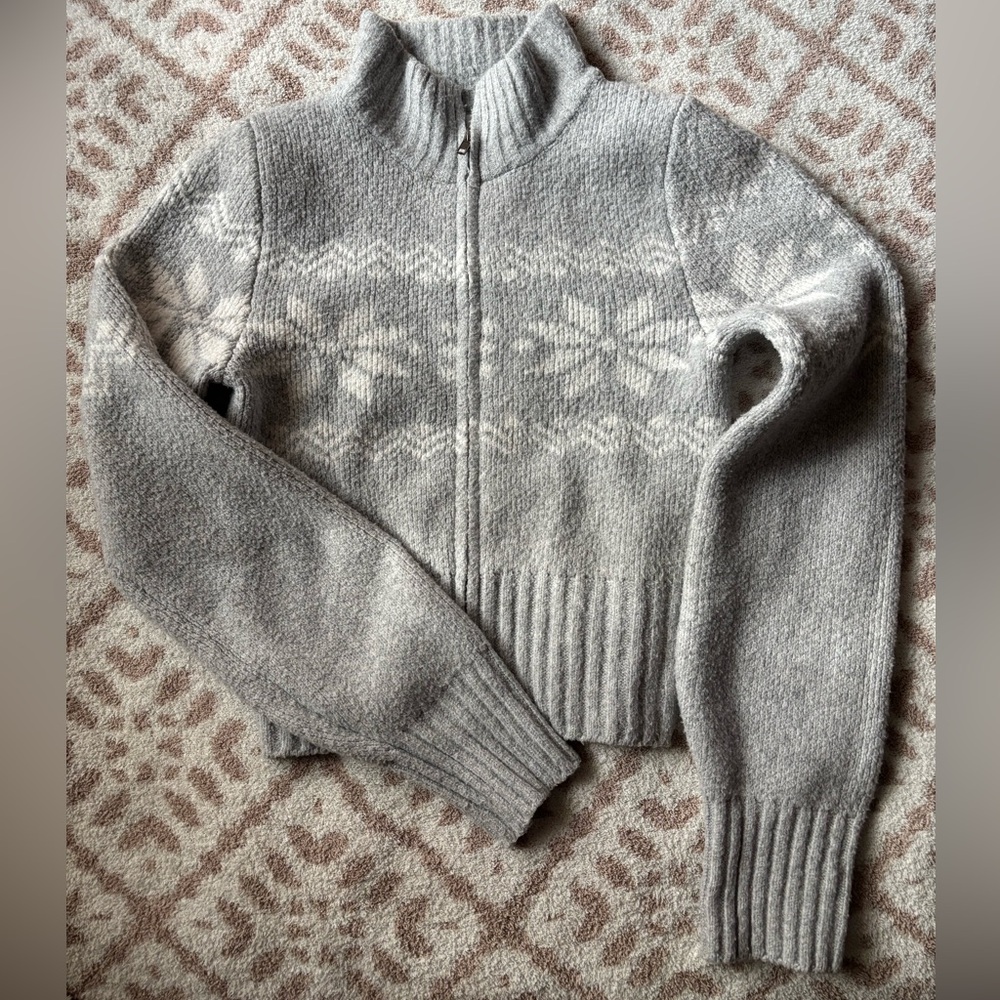 Pink Rose Light Gray Zip-Up Sweater and pants